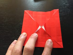 折り紙で簡単で丈夫な箱の折り方