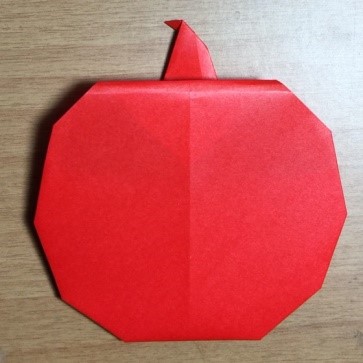 りんごの折り紙 園児でも作れる簡単な折り方は お手紙にしよう